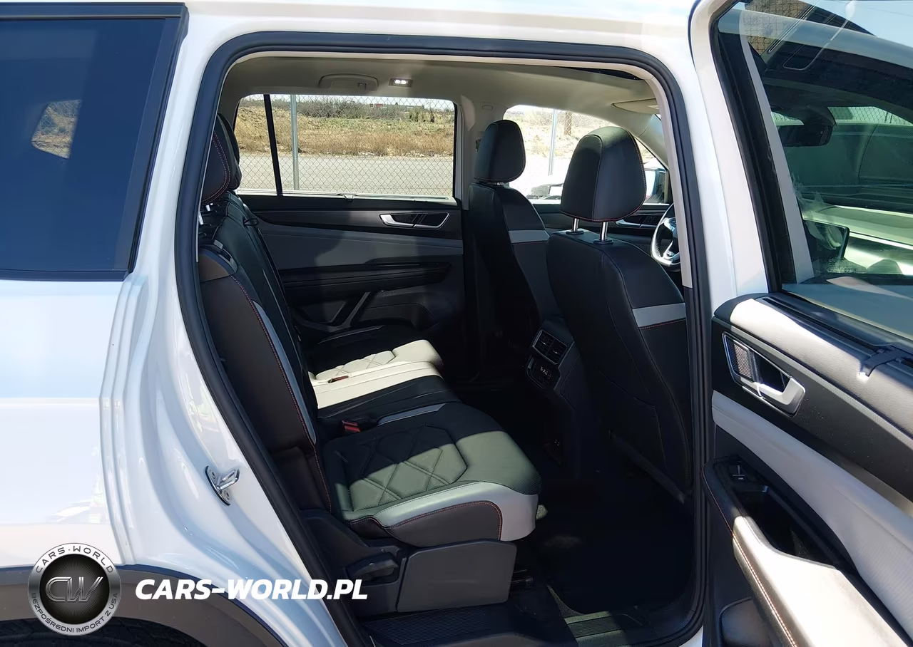 2025 Volkswagen Atlas 2.0T Peak Edition VIN:1V2CR2CA1SC538208 - 8