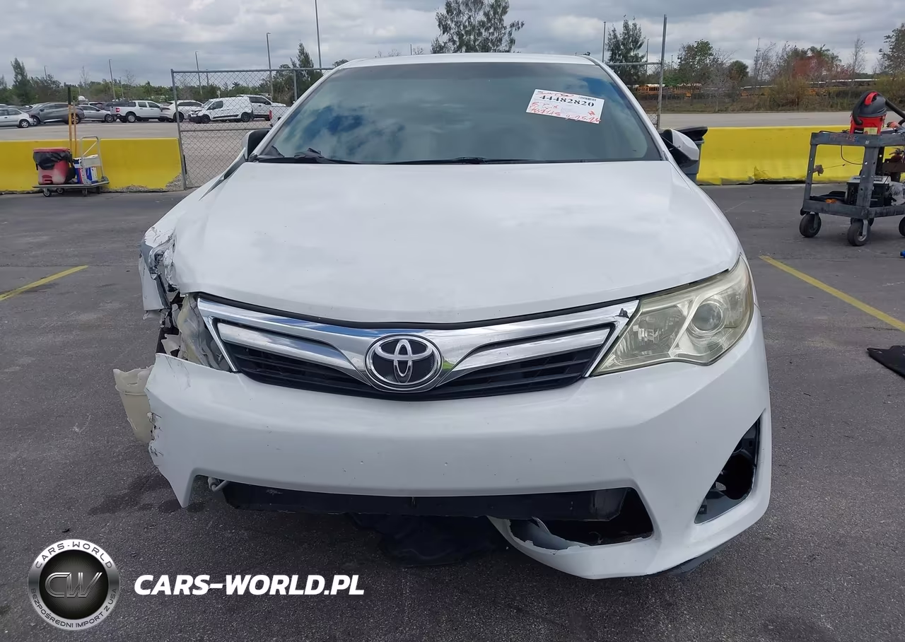2014 Toyota Camry Le VIN:4T4BF1FK8ER414196 - 6