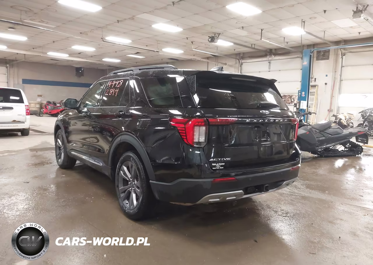 2025 Ford Explorer Active VIN:1FMUK8DH2SGB57822 - 3