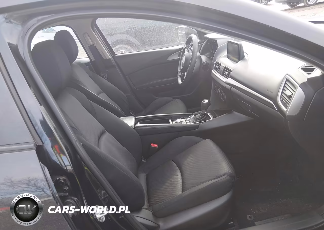 2018 Mazda Mazda3 Sport VIN:3MZBN1U78JM165684 - 5