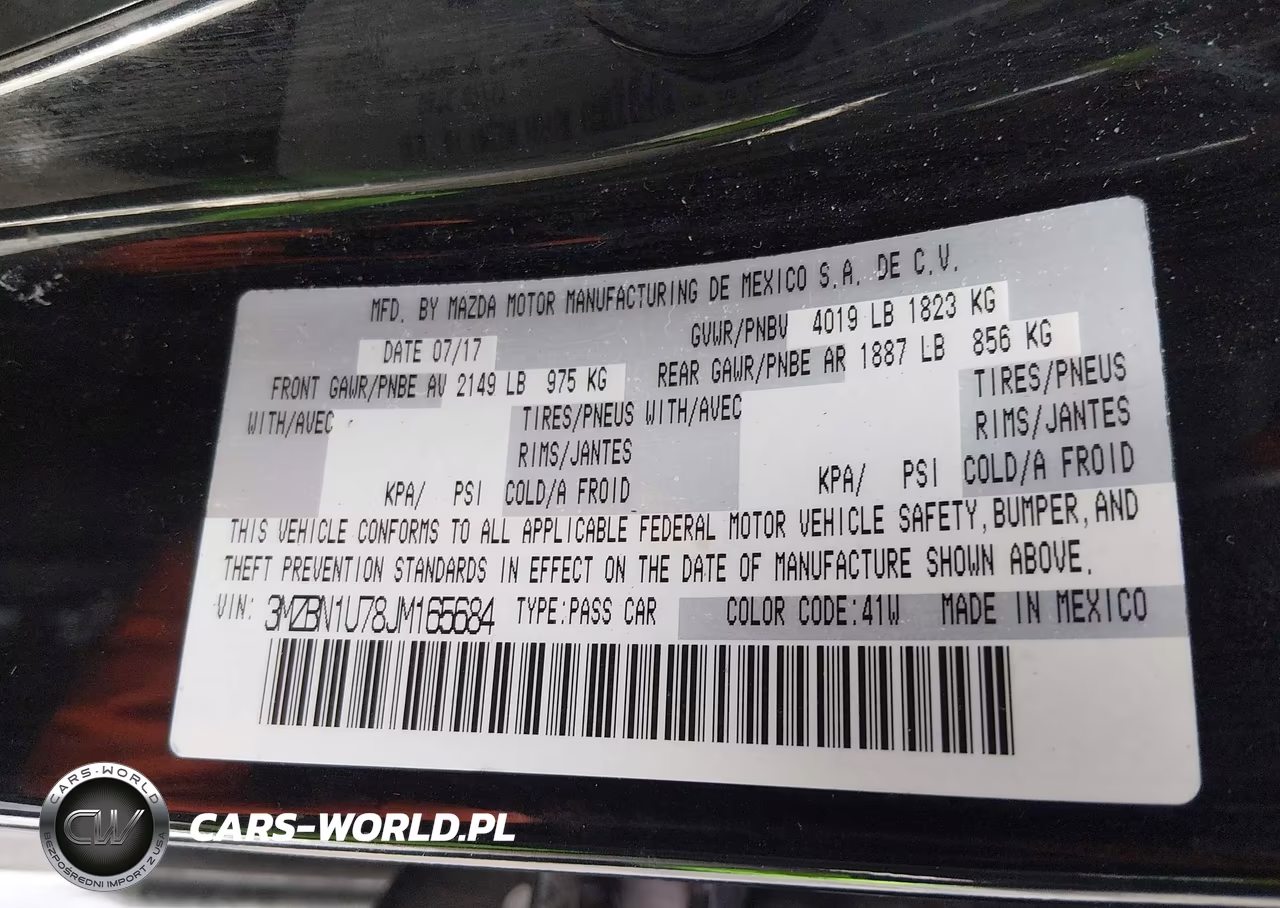 2018 Mazda Mazda3 Sport VIN:3MZBN1U78JM165684 - 9