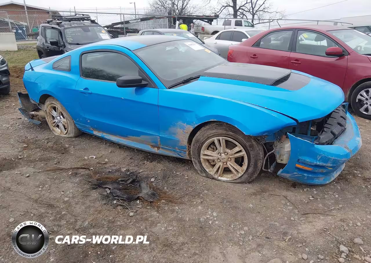 2011 Ford Mustang V6