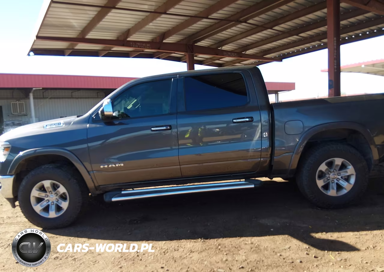 2019 Ram 1500 Laramie 4X4 5'7 Box VIN:1C6SRFJT5KN782125 - 14