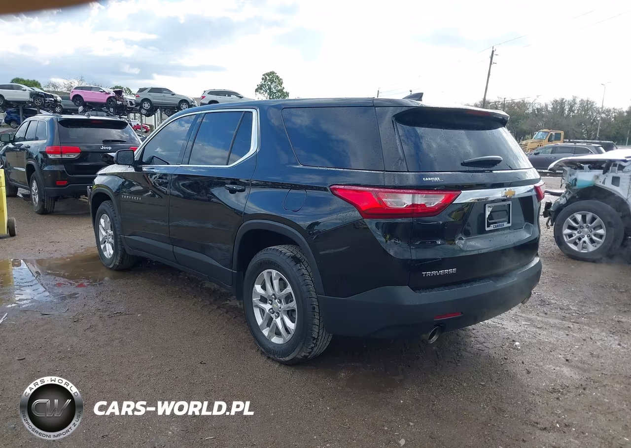 2021 Chevrolet Traverse Fwd Ls VIN:1GNERFKW0MJ119965 - 3