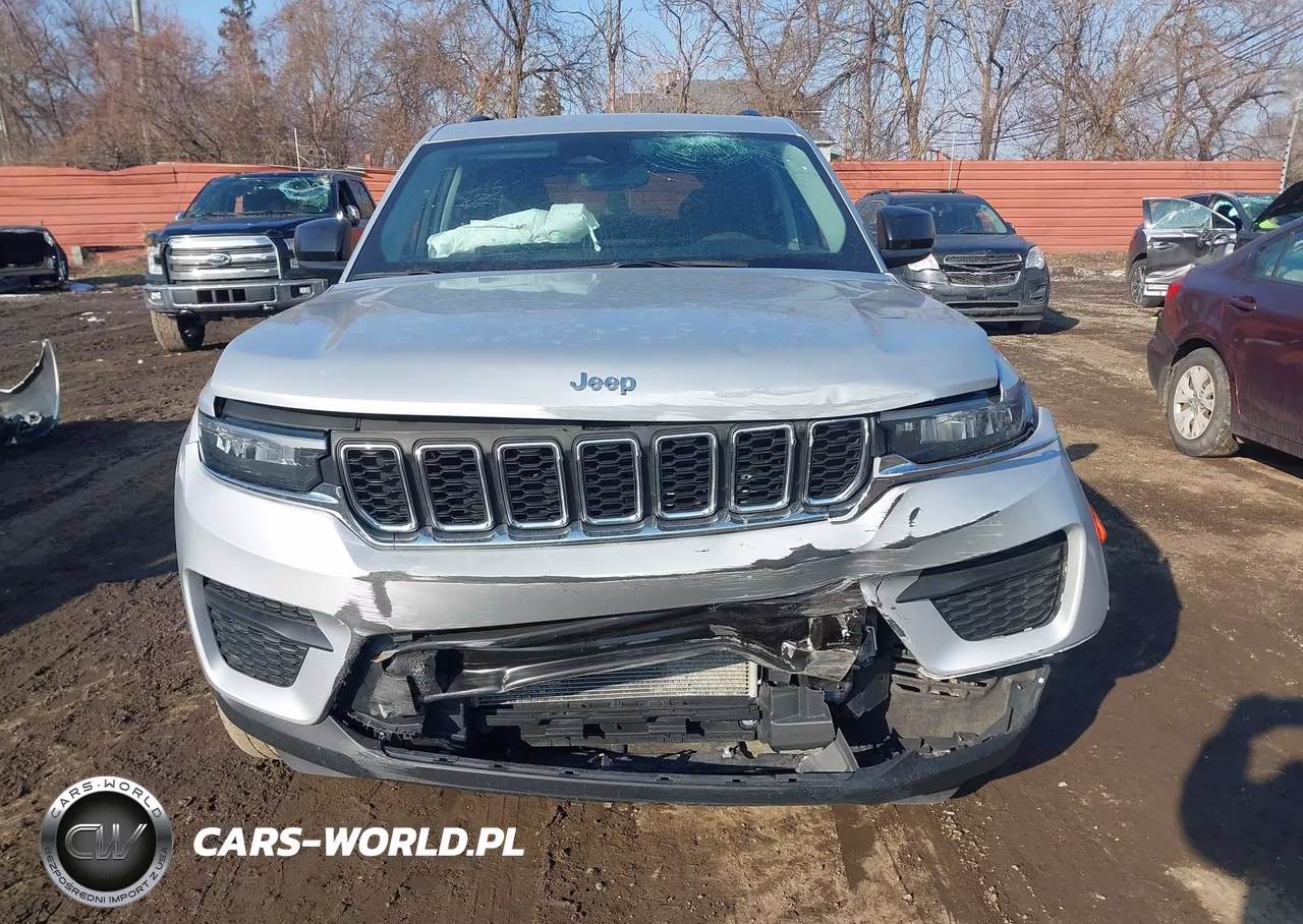 2024 Jeep Grand Cherokee Laredo X 4X4 VIN:1C4RJHAG9RC699574 - 12