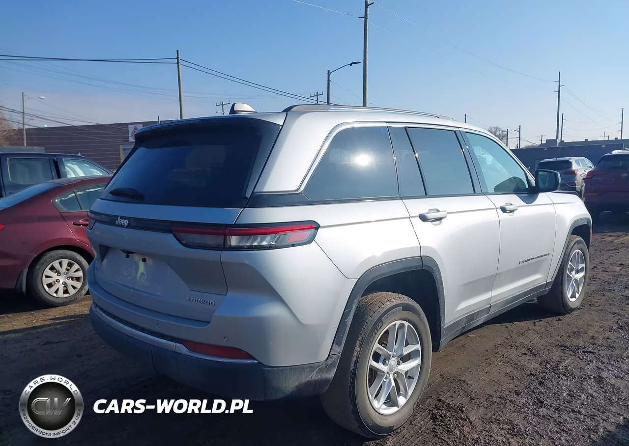 2024 Jeep Grand Cherokee Laredo X 4X4 VIN:1C4RJHAG9RC699574 - 4