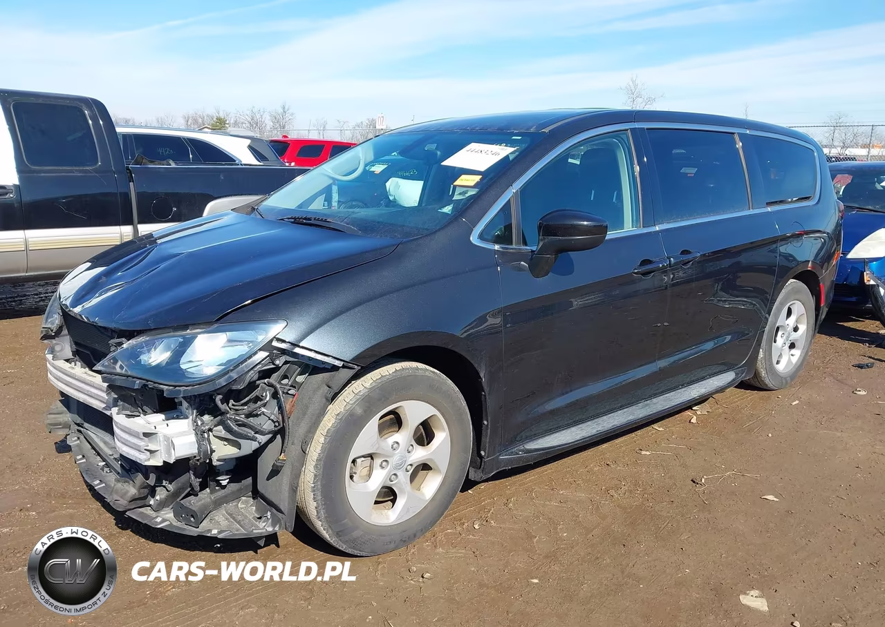 2017 Chrysler Pacifica Lx VIN:2C4RC1CGXHR519149 - 2