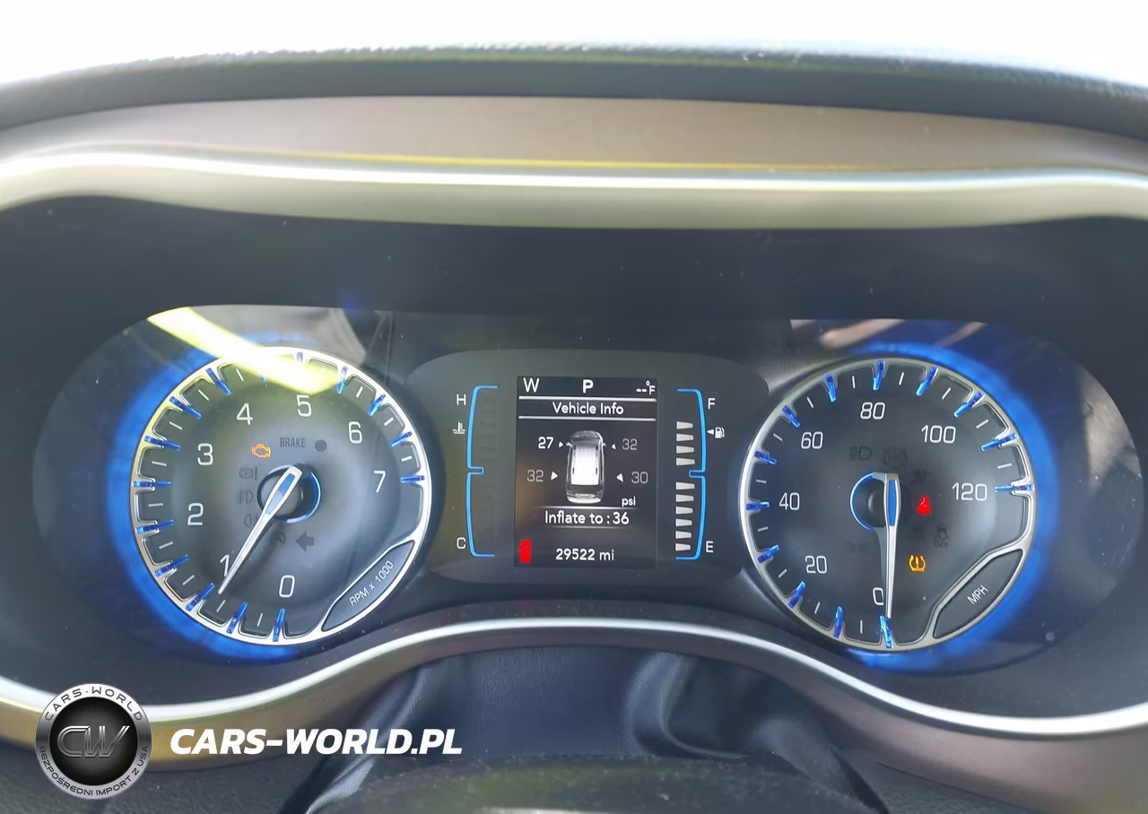 2017 Chrysler Pacifica Lx VIN:2C4RC1CGXHR519149 - 7