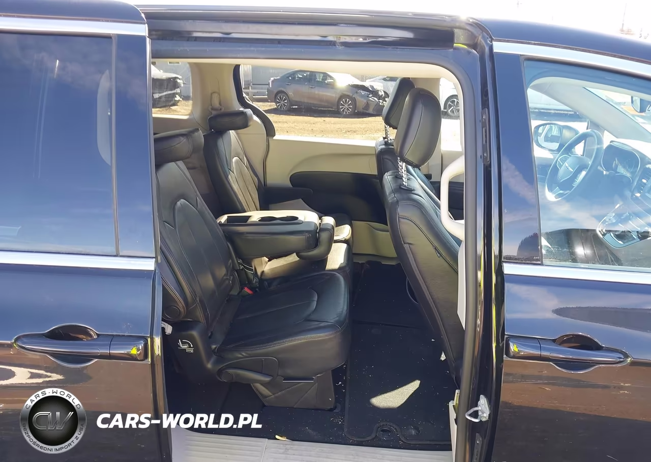 2017 Chrysler Pacifica Lx VIN:2C4RC1CGXHR519149 - 8