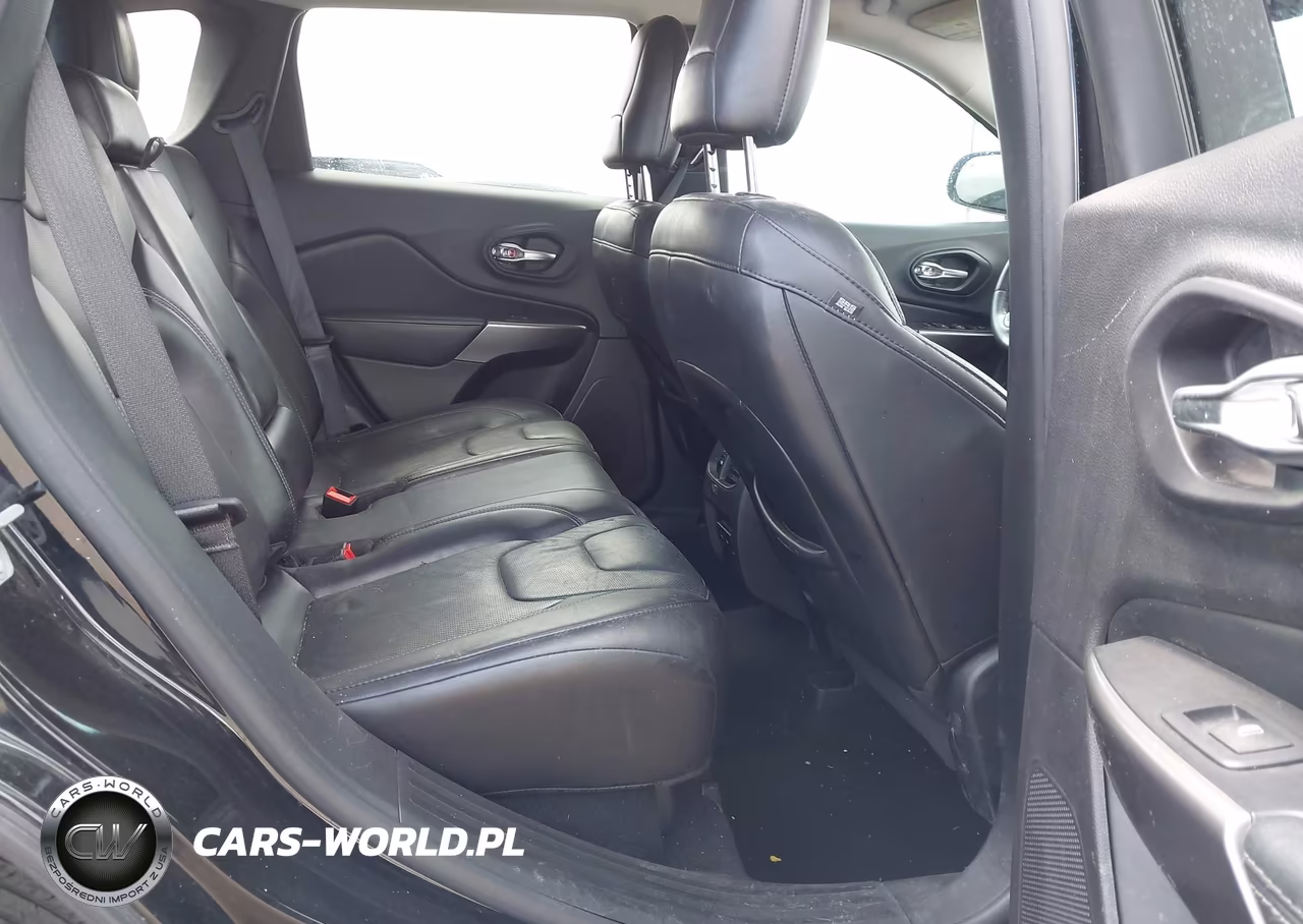 2020 Jeep Cherokee Latitude Lux Fwd VIN:1C4PJLLX0LD645251 - 8