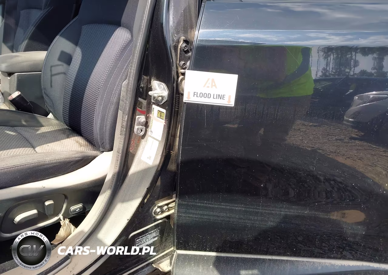 2014 Subaru Forester 2.5I Premium VIN:JF2SJAEC8EH552368 - 17