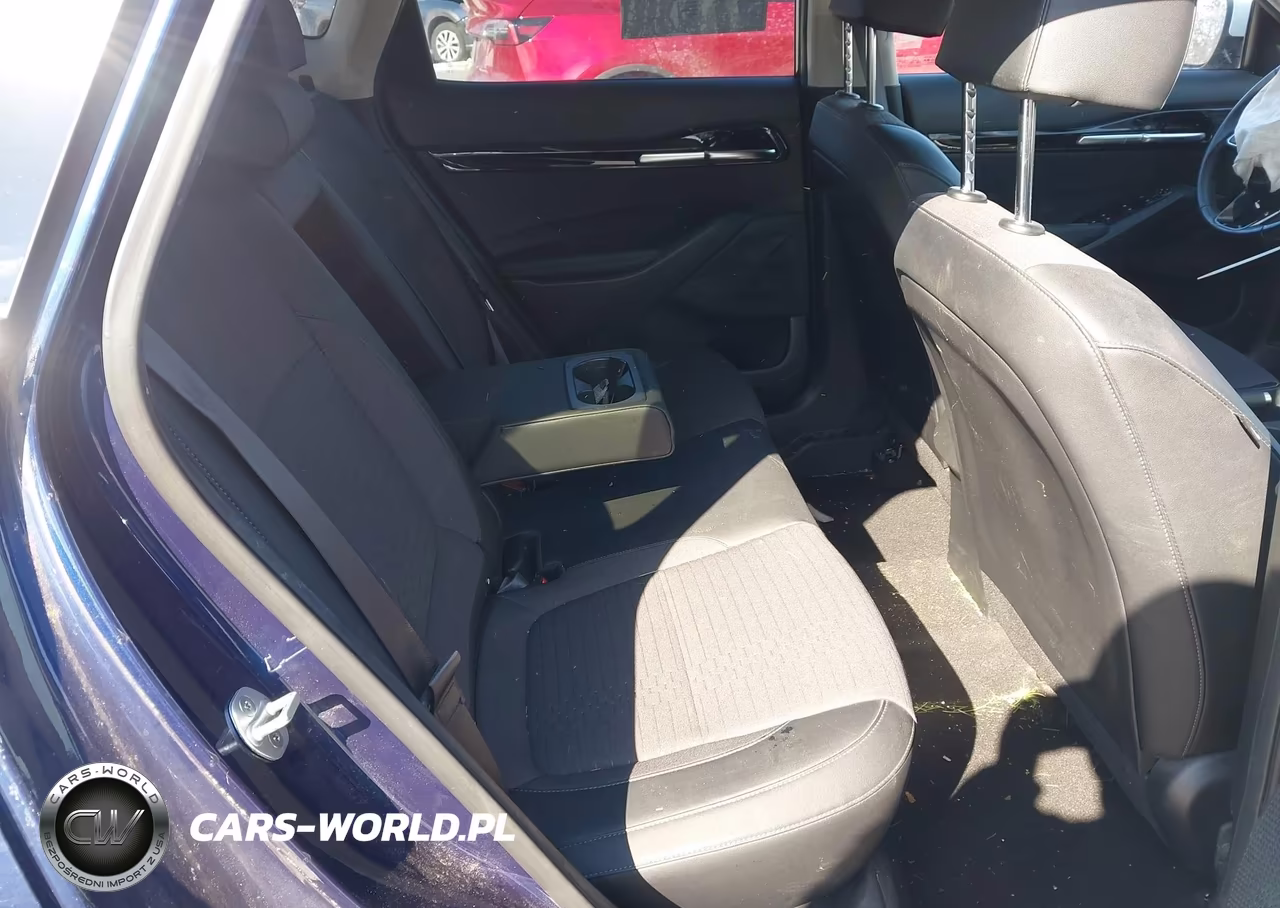 2021 Kia Seltos S Turbo VIN:KNDEUCA25M7041281 - 8
