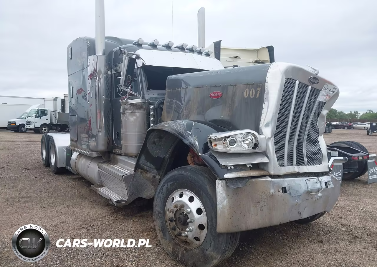 2020 Peterbilt 389