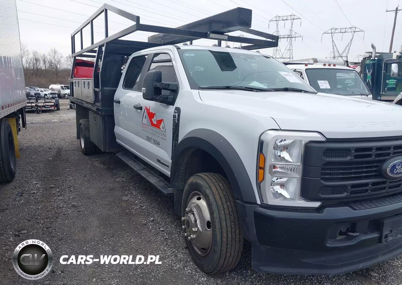 2024 Ford F-550 Chassis Xl
