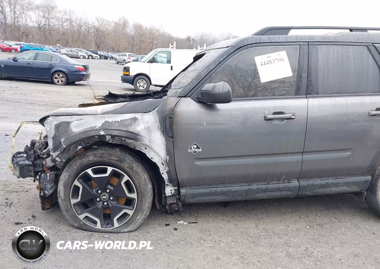 2021 Ford Bronco Sport Outer Banks VIN:3FMCR9C64MRA91301 - 13