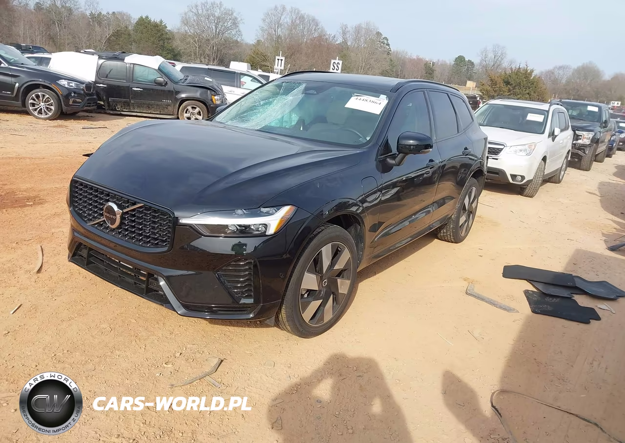 2025 Volvo Xc60 Plug-In Hybrid Plus, T8 Awd Electric-Gasoline, Dark VIN:YV4H60RC8S1029514 - 2