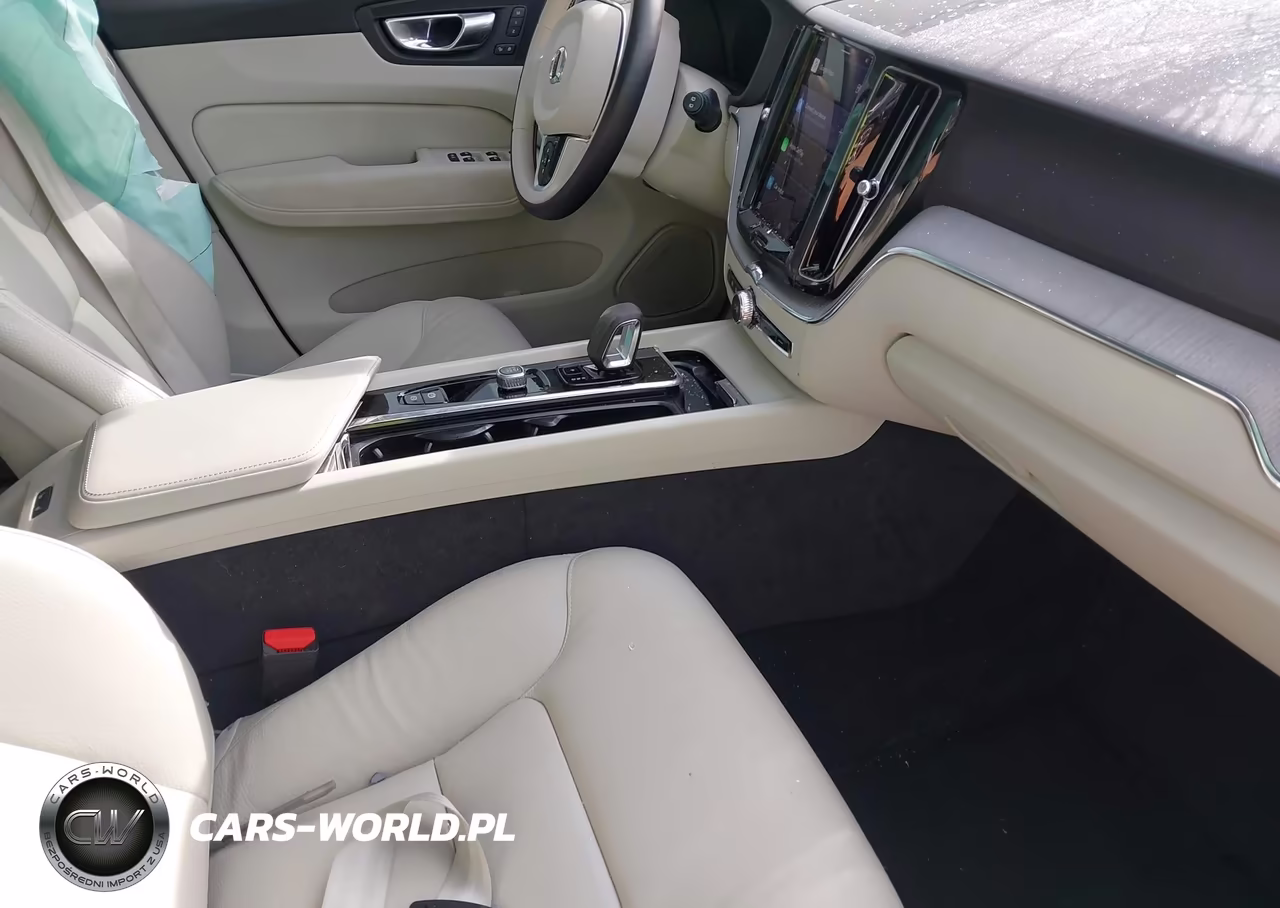 2025 Volvo Xc60 Plug-In Hybrid Plus, T8 Awd Electric-Gasoline, Dark VIN:YV4H60RC8S1029514 - 5