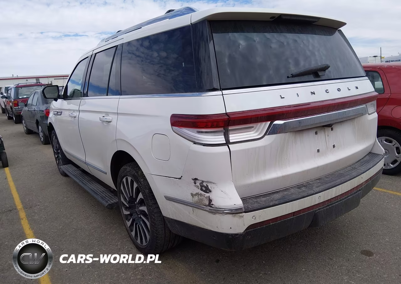 2022 Lincoln Navigator Black Label VIN:5LMJJ2TT5NEL07914 - 3