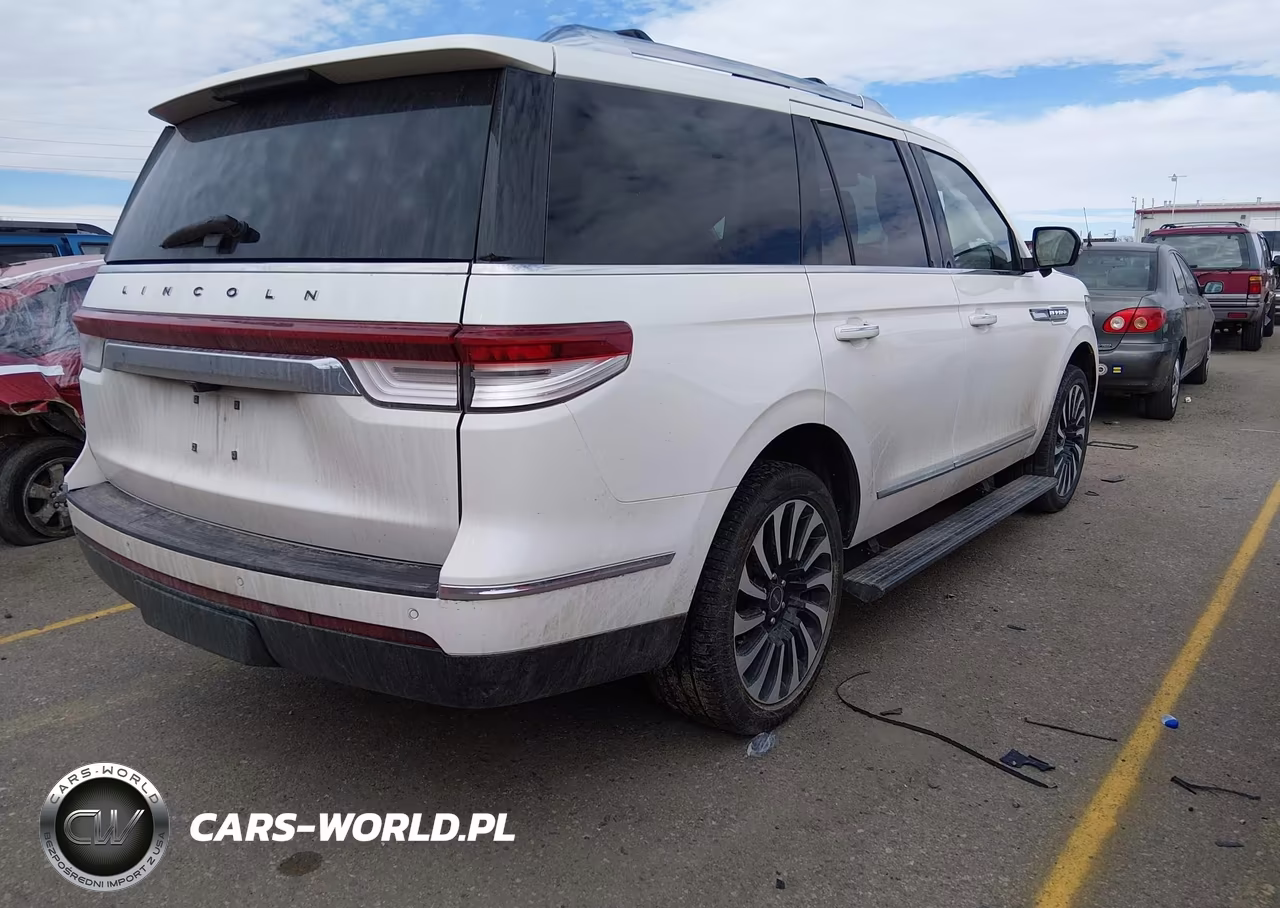 2022 Lincoln Navigator Black Label VIN:5LMJJ2TT5NEL07914 - 4