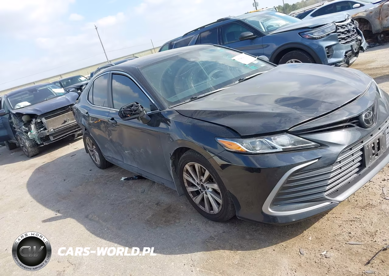 2023 Toyota Camry Le