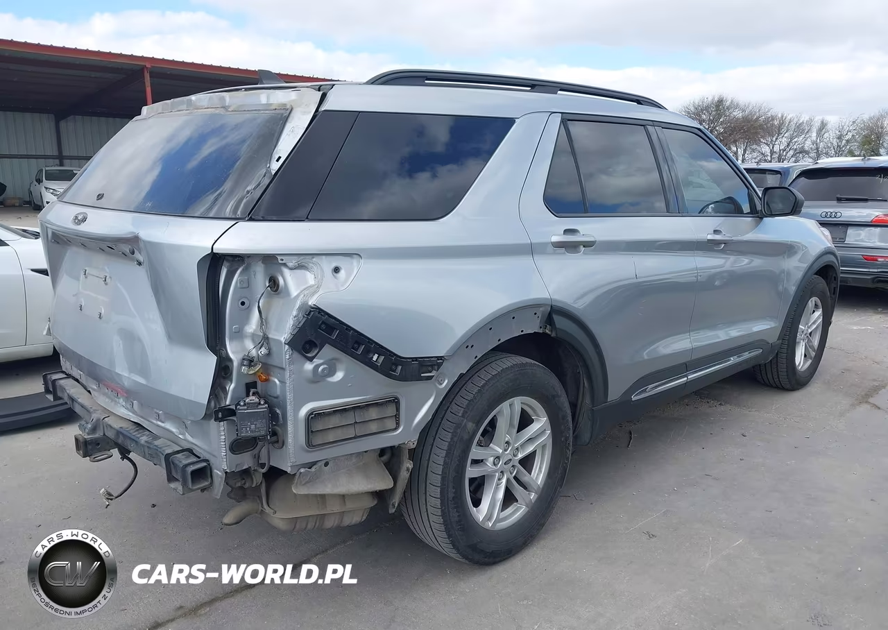 2021 Ford Explorer Xlt VIN:1FMSK7DH9MGC14697 - 4