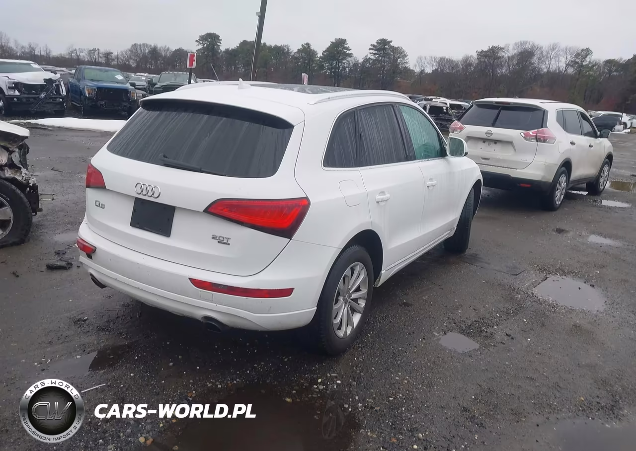 2014 Audi Q5 2.0T Premium VIN:WA1LFAFP7EA126504 - 4