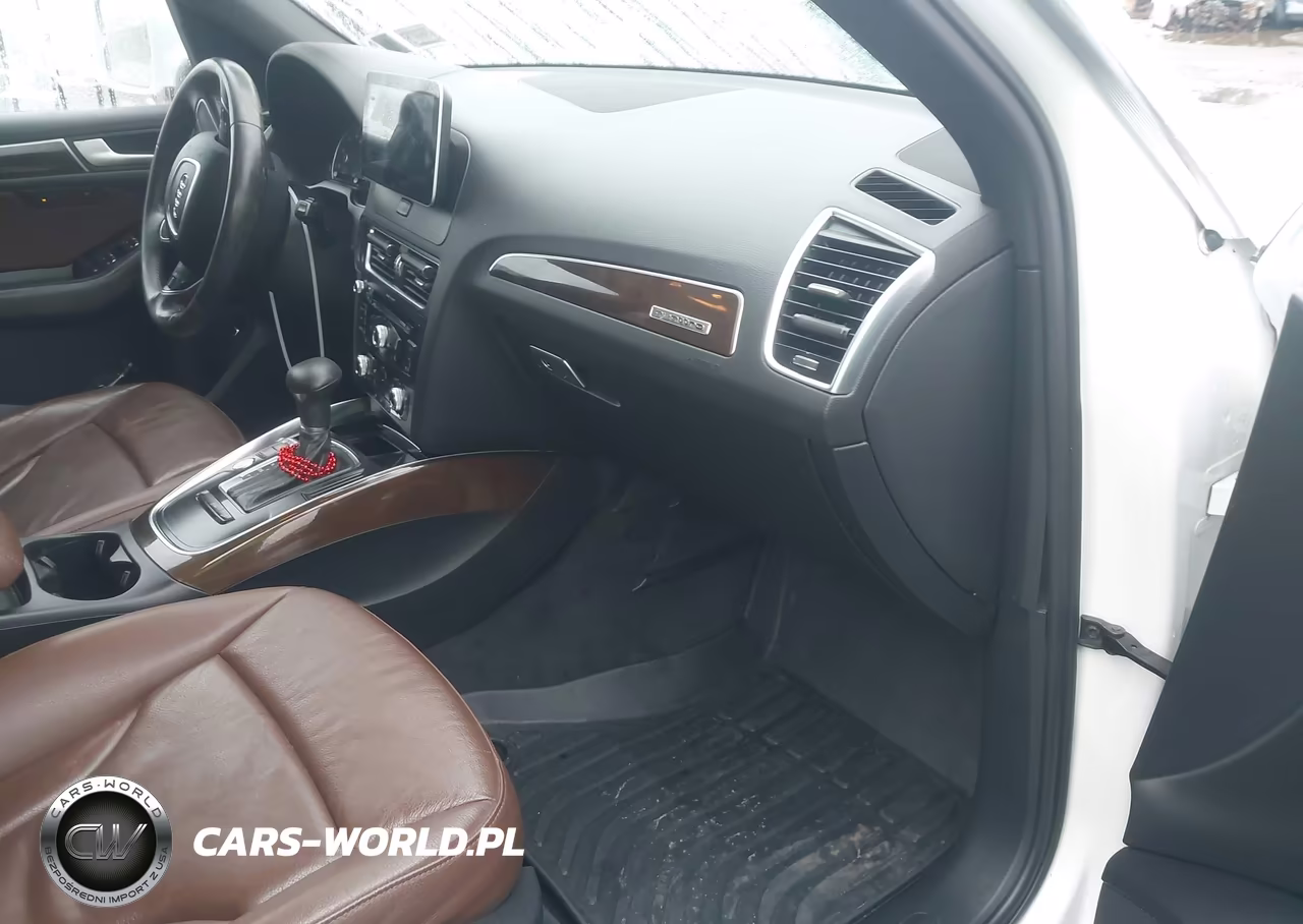 2014 Audi Q5 2.0T Premium VIN:WA1LFAFP7EA126504 - 5