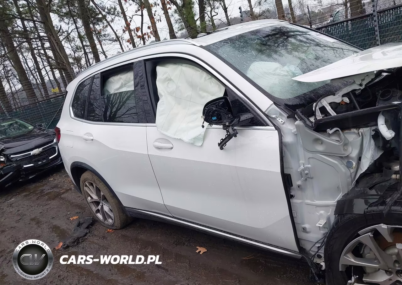 2022 BMW X5 xDrive40I VIN:5UXCR6C00N9M49519 - 12