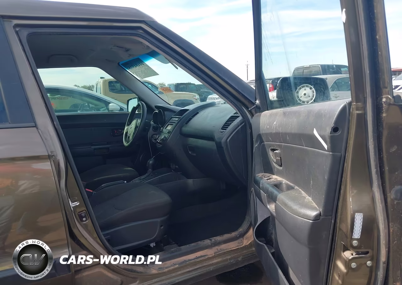 2013 Kia Soul VIN:KNDJT2A55D7506180 - 5