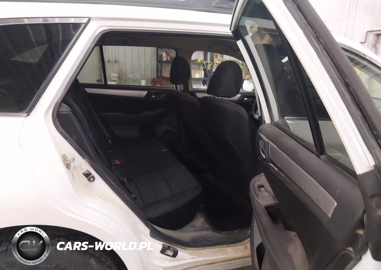 2017 Subaru Outback 2.5I Premium VIN:4S4BSACC0H3325901 - 8