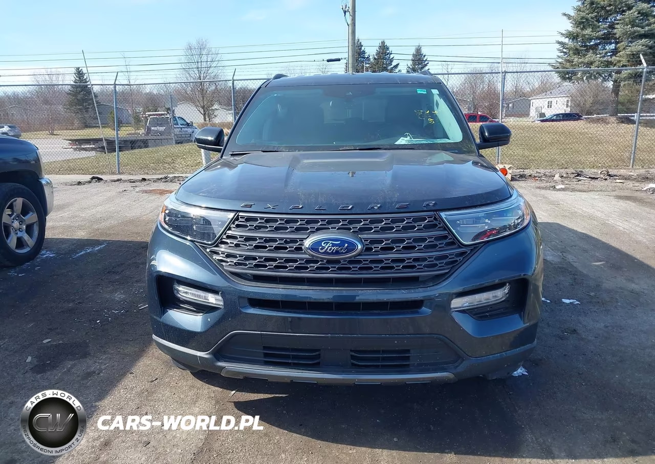 2024 Ford Explorer Xlt VIN:1FMSK8DH7RGA01518 - 12
