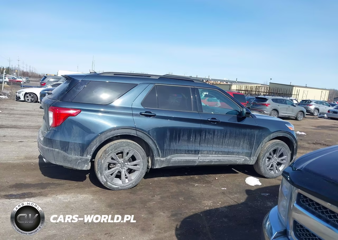 2024 Ford Explorer Xlt VIN:1FMSK8DH7RGA01518 - 13