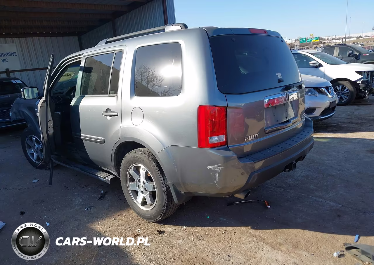 2009 Honda Pilot Touring VIN:5FNYF48969B021512 - 3
