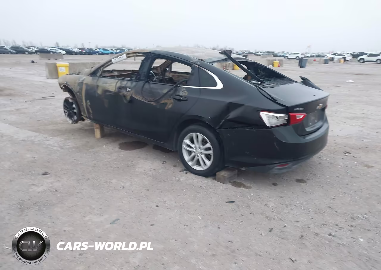 2018 Chevrolet Malibu Lt VIN:1G1ZD5ST3JF152569 - 3