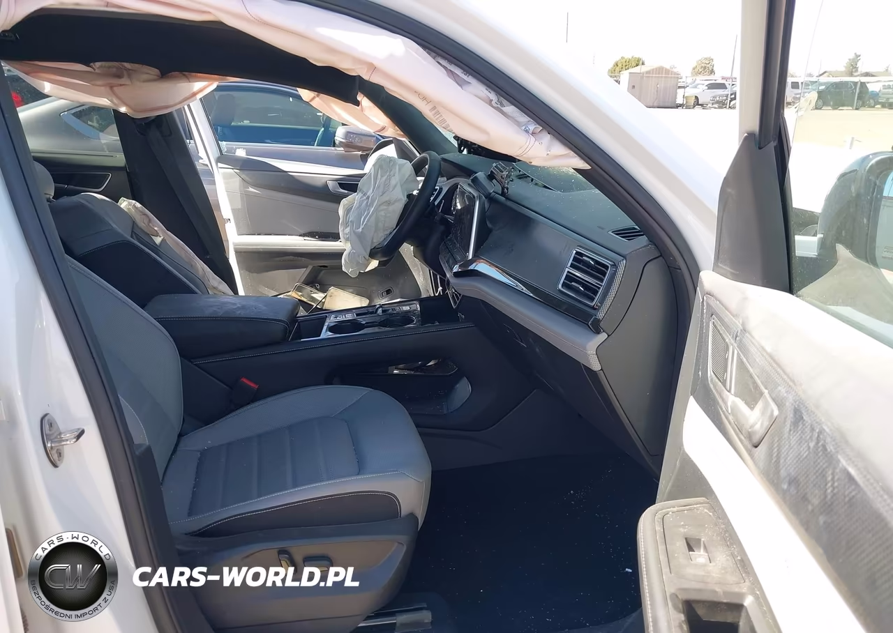 2025 Volkswagen Atlas Cross Sport 2.0T Sel R-Line Black VIN:1V2AE2CA4SC214818 - 5
