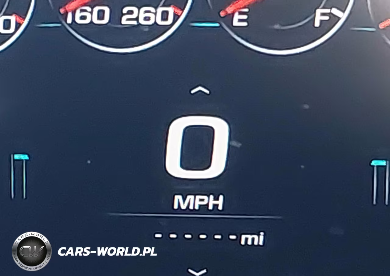 2018 Chevrolet Silverado 1500 1Lt VIN:3GCUKREC9JG312804 - 15