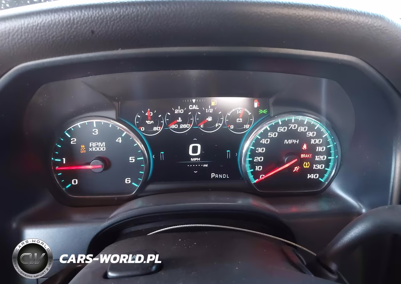 2018 Chevrolet Silverado 1500 1Lt VIN:3GCUKREC9JG312804 - 7