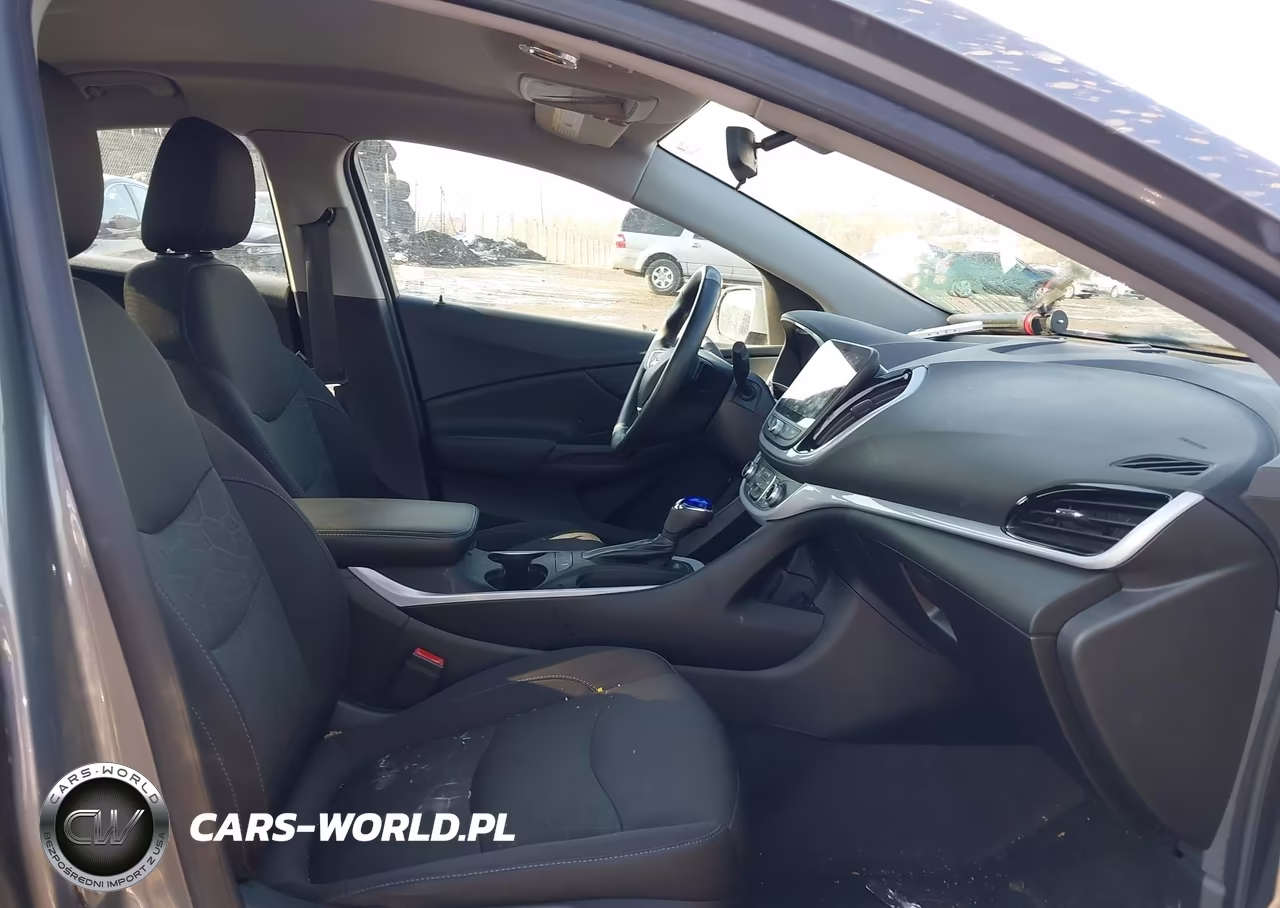 2018 Chevrolet Volt Lt VIN:1G1RA6S51JU115936 - 5