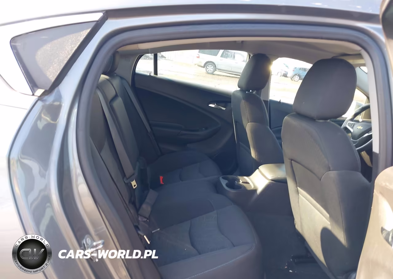 2018 Chevrolet Volt Lt VIN:1G1RA6S51JU115936 - 8