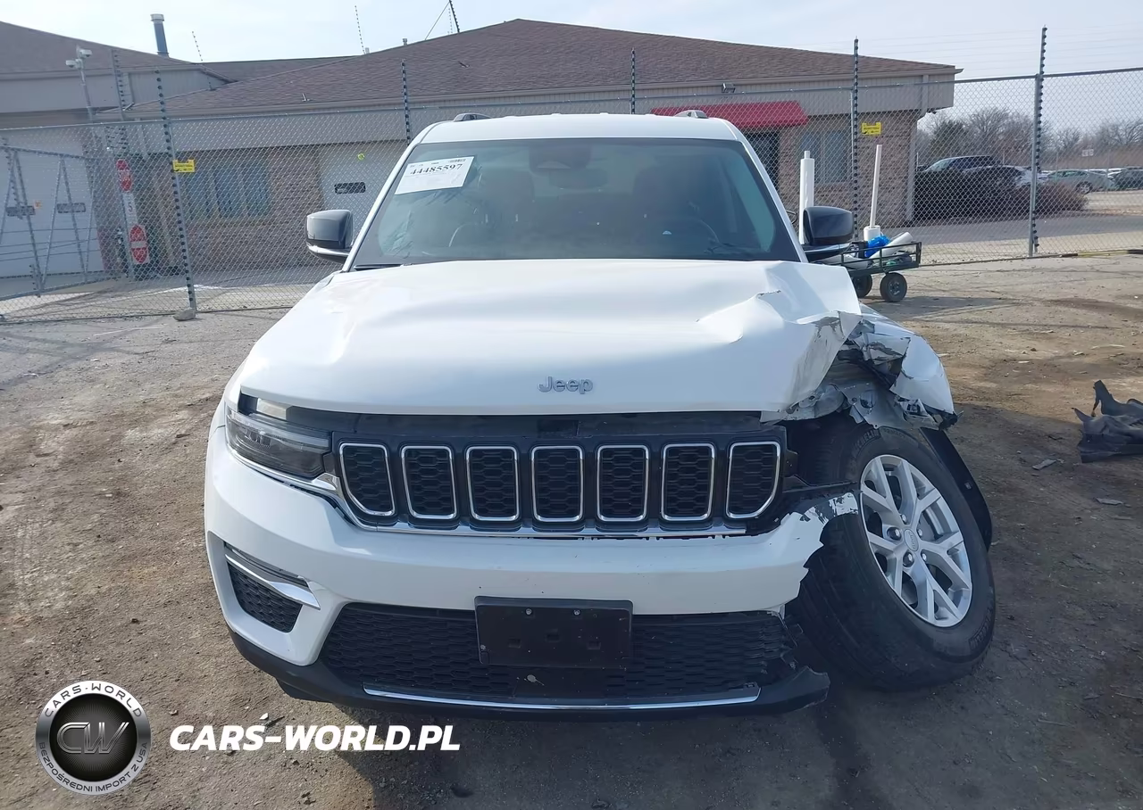 2023 Jeep Grand Cherokee Limited 4X4 VIN:1C4RJHBG8PC512143 - 12
