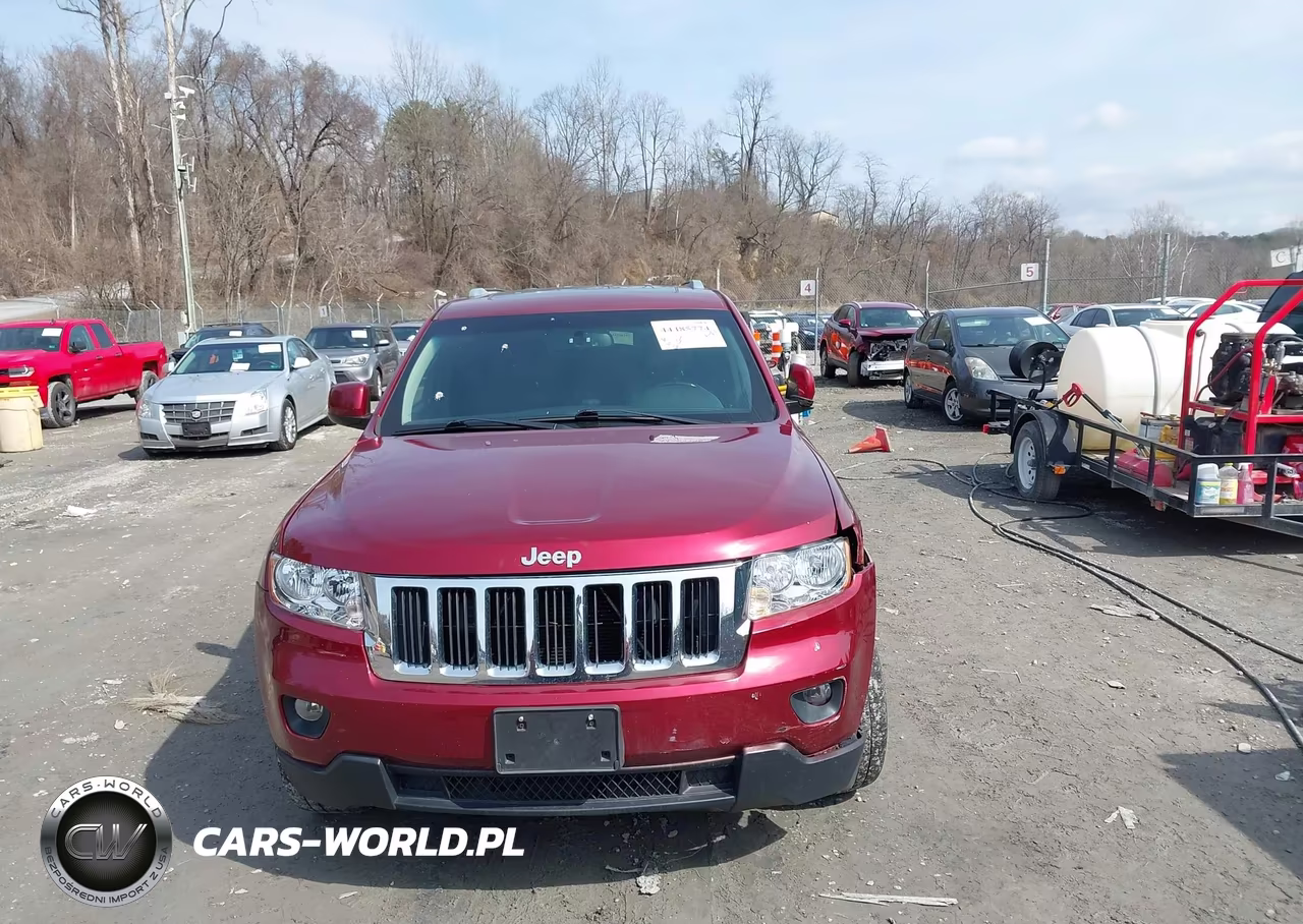 2012 Jeep Grand Cherokee Laredo VIN:1C4RJFAG9CC115556 - 12