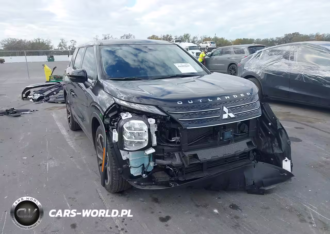2024 Mitsubishi Outlander Se 2.5 2Wd