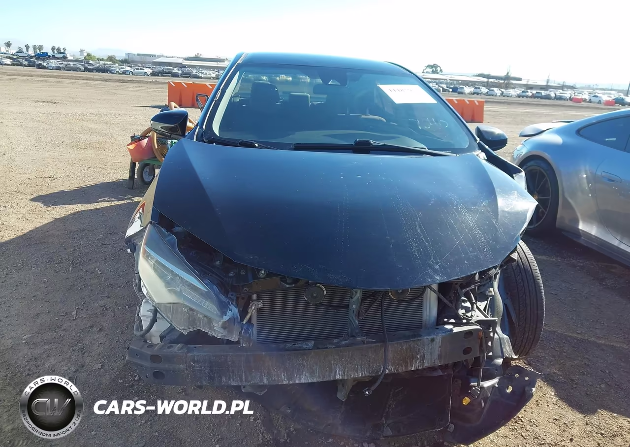2019 Toyota Corolla Le VIN:2T1BURHE6KC197640 - 13