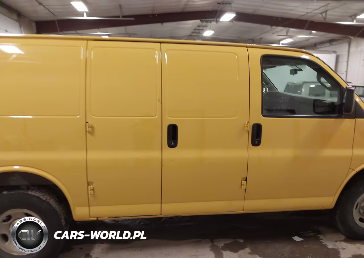 2019 Chevrolet Express 2500 Work Van VIN:1GCWGAFP2K1338738 - 13