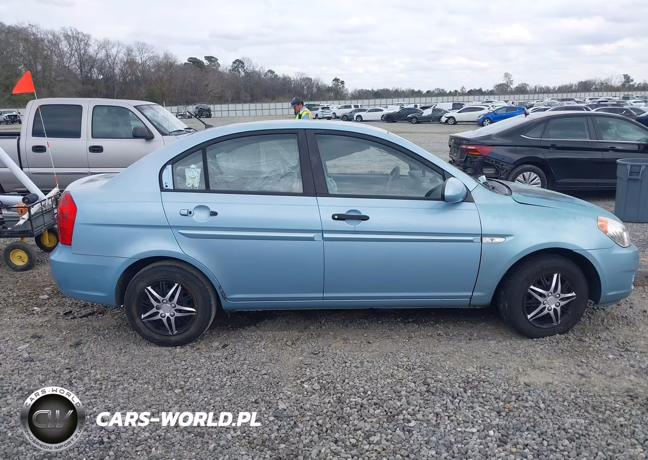 2007 Hyundai Accent Gls VIN:KMHCN46C37U088077 - 13