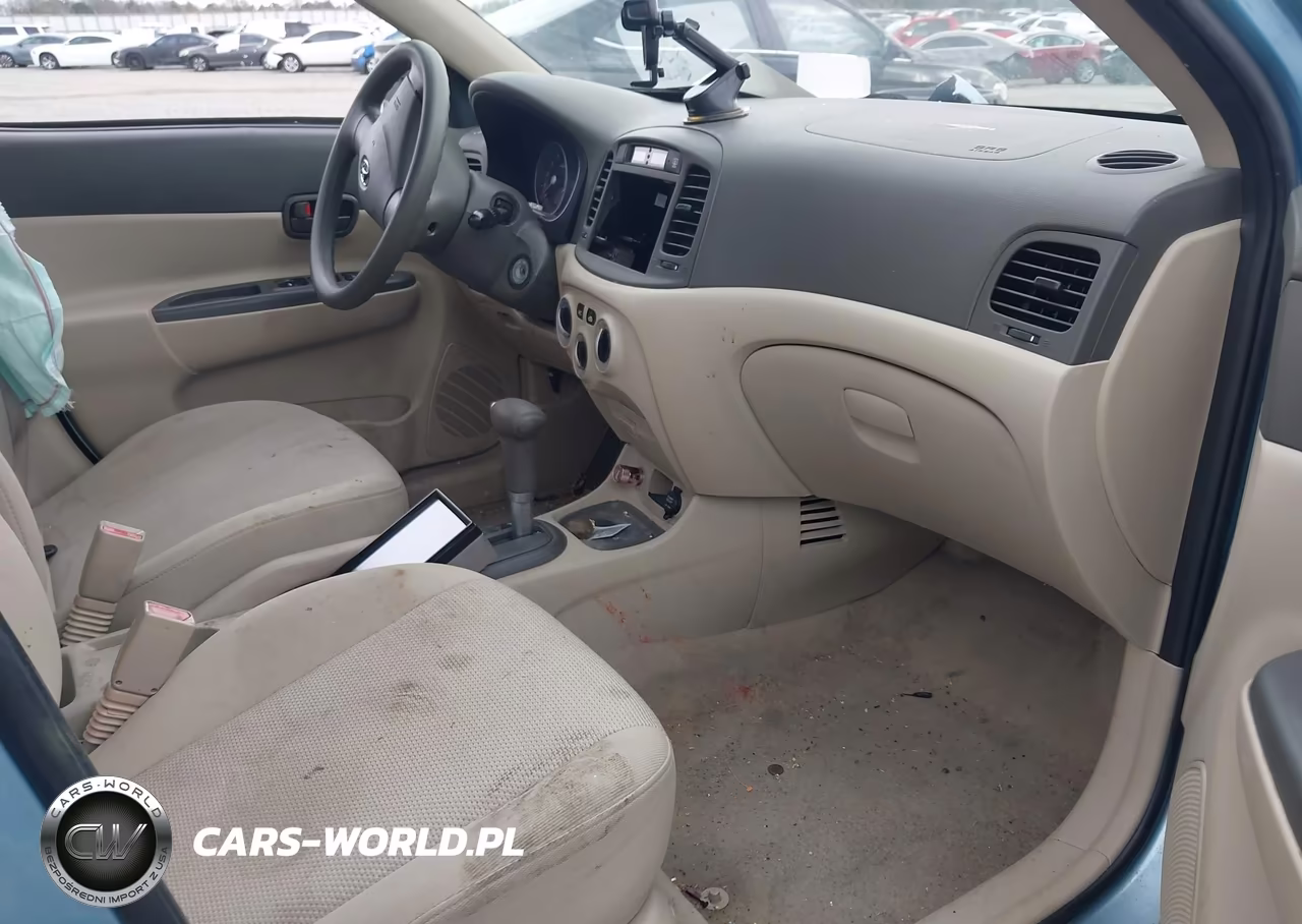2007 Hyundai Accent Gls VIN:KMHCN46C37U088077 - 5