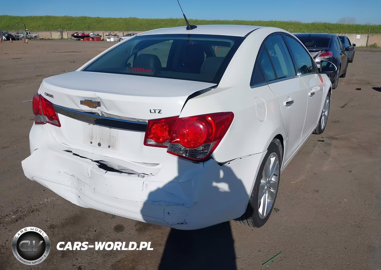 2013 Chevrolet Cruze Ltz VIN:1G1PG5SB4D7108469 - 4