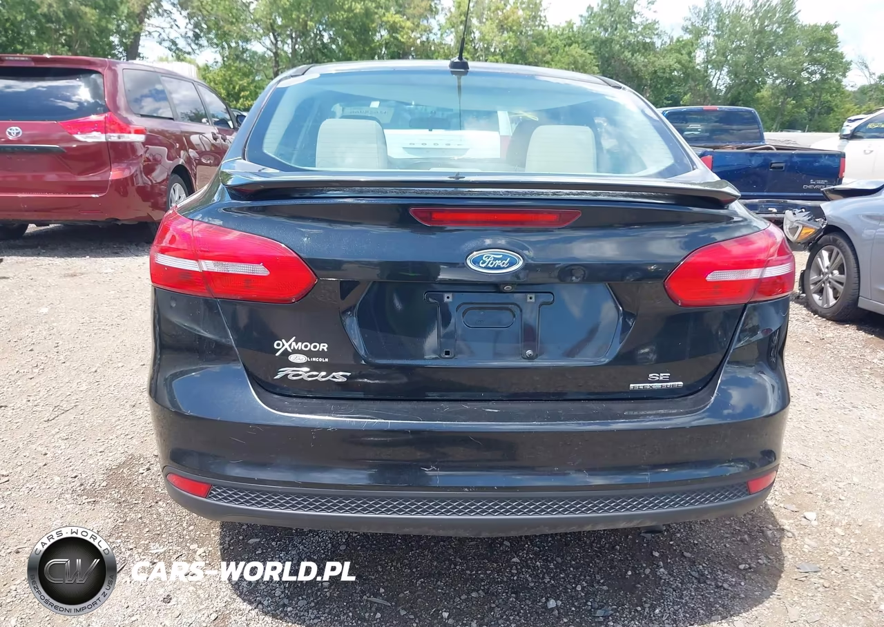 2015 Ford Focus Se VIN:1FADP3F22FL280475 - 17
