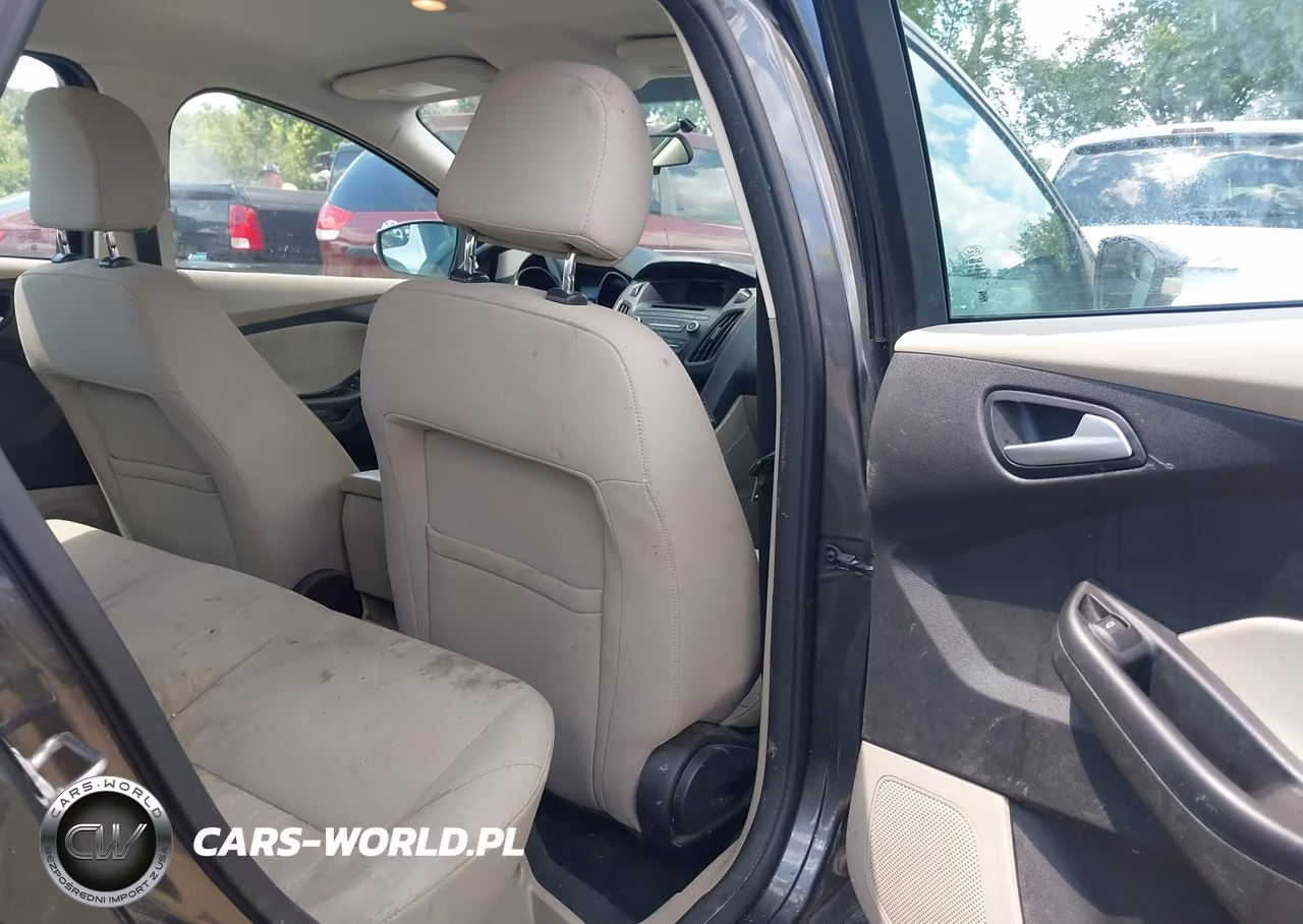 2015 Ford Focus Se VIN:1FADP3F22FL280475 - 8