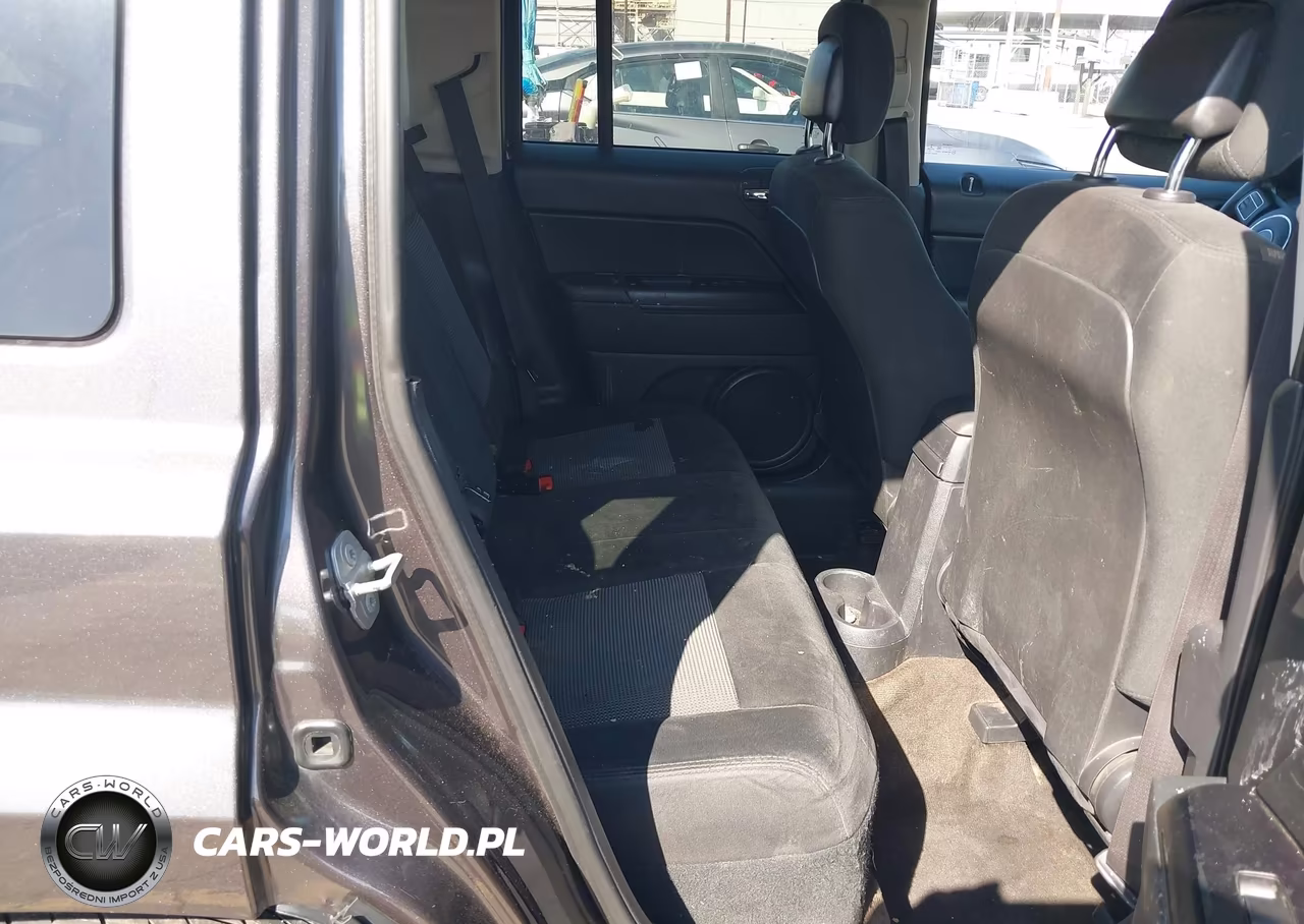 2015 Jeep Patriot Sport VIN:1C4NJPBA6FD219077 - 8